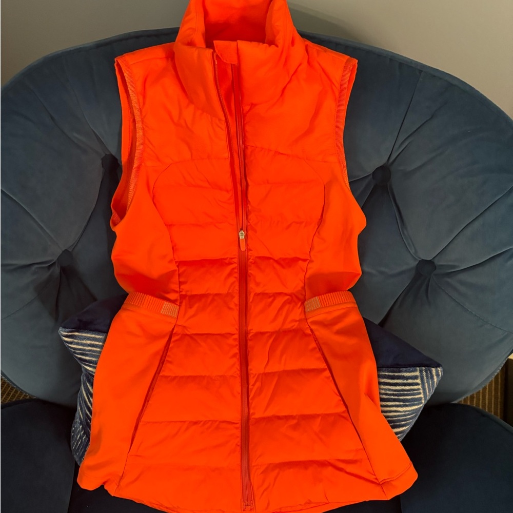 Lululemon NWOT Athletica Bright Orange Quilted Vest